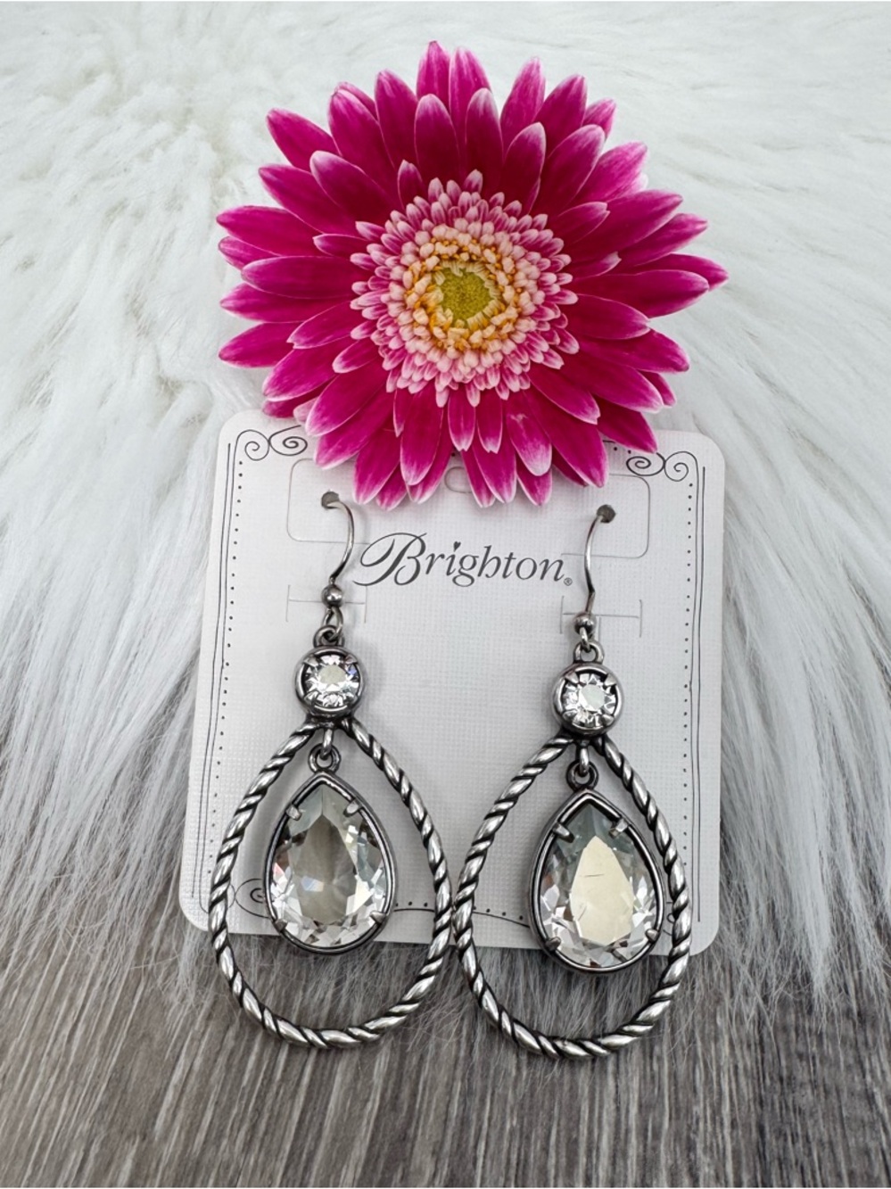 💖 BRIGHTON Retired Teardrop Crystal French Wire Earrings
